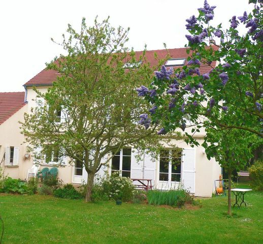 Homestay Les Clayes-Sous-Bois 1679