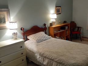 Large Furnished Room For Rent No Parking, Bus Close By