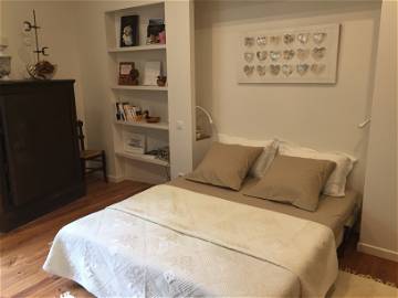 Roomlala | Large Furnished Studio of 30 M², New