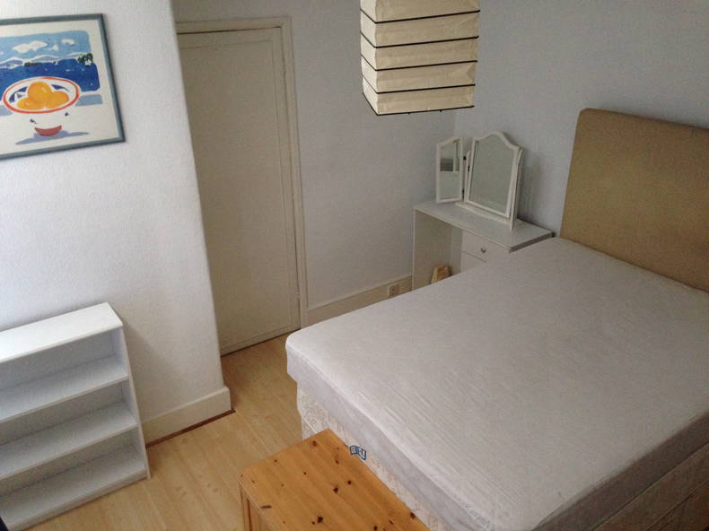 Gastgezin Thornton Heath 425633-2