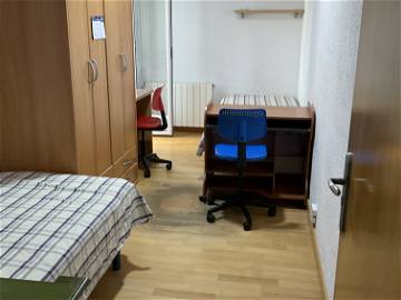 Room For Rent L'hospitalet De Llobregat 260429-1