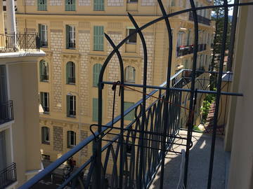 Colocation Nice 240177-10