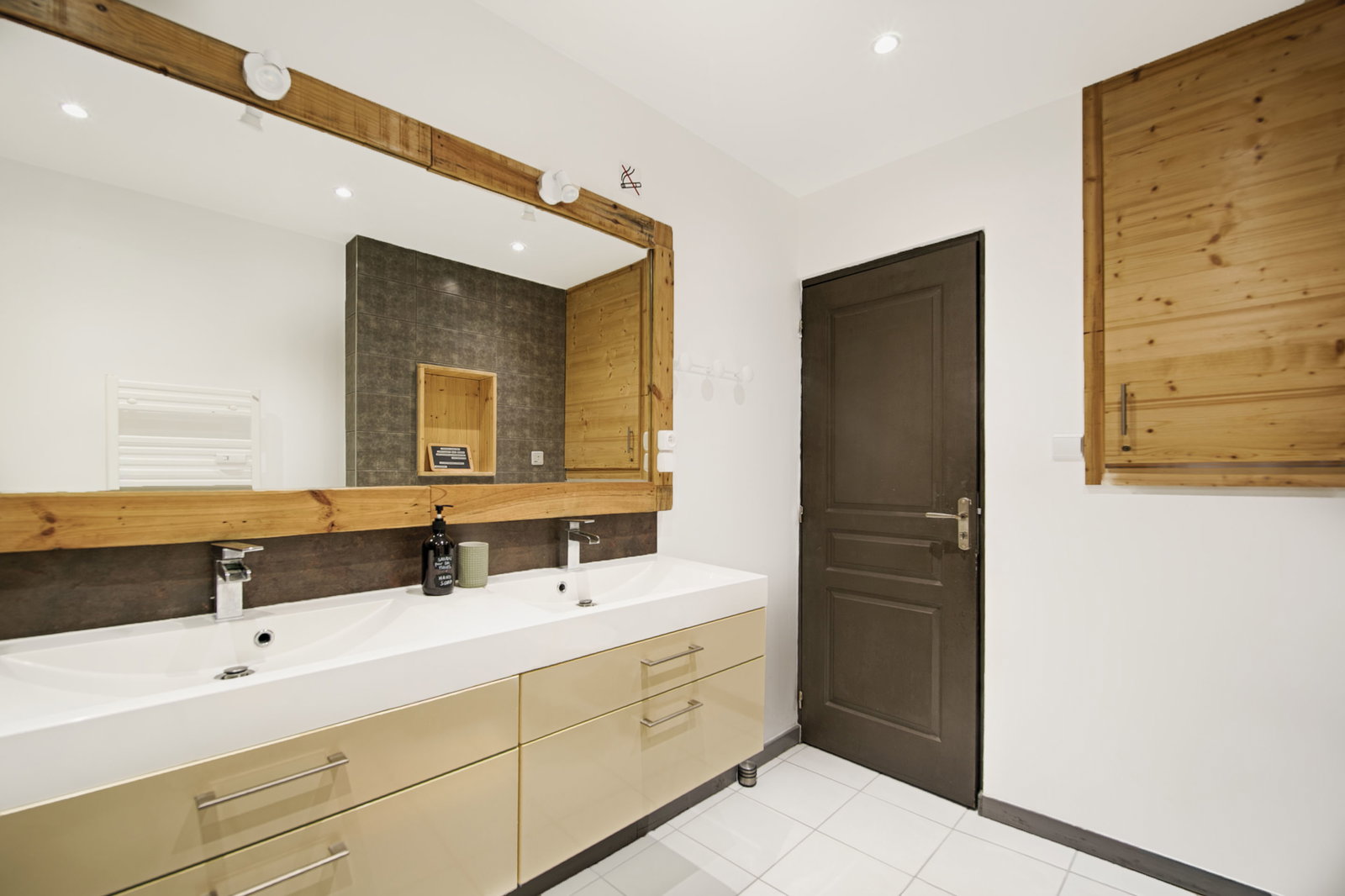 Entire Home Chambéry 662488