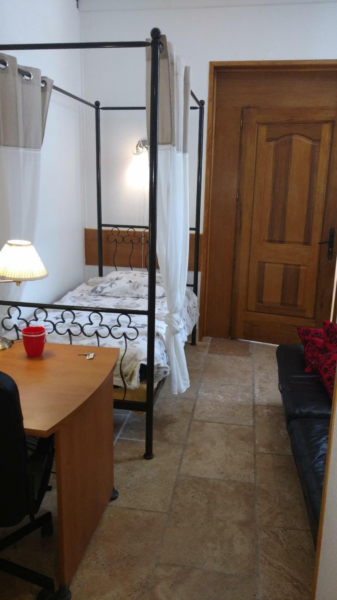 Independent Studio Dijon 234748
