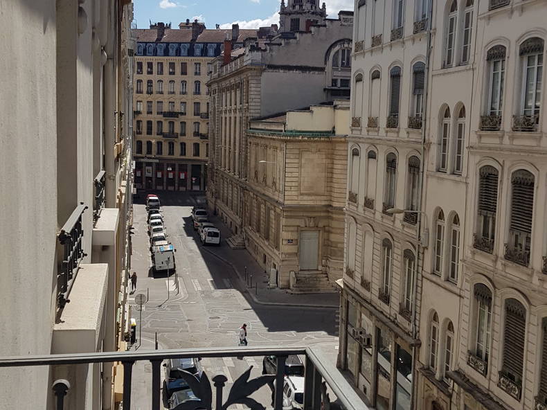 Logement Entier Lyon 244720-5