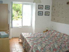 Habitaciones De Huéspedes Aizenay 67311-4