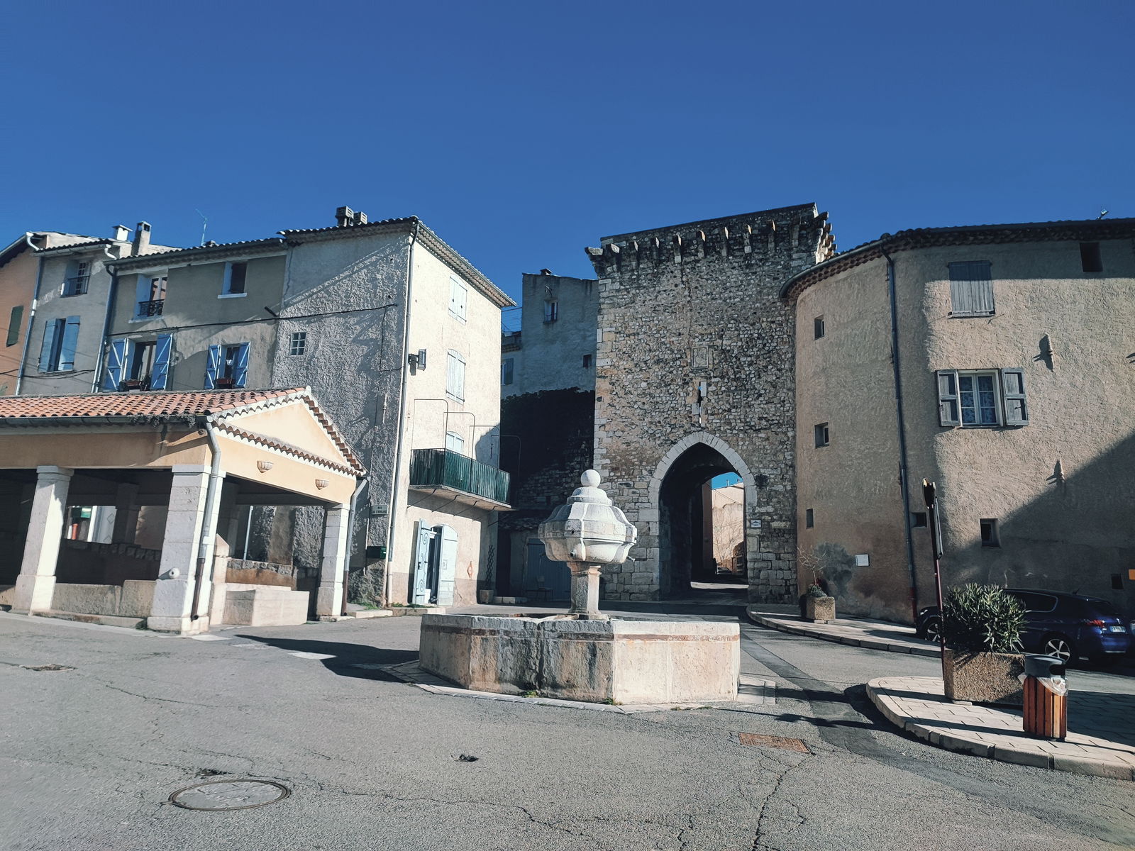 Studio Indépendant Riez 256609