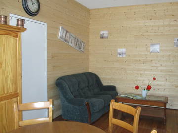 Studio For Rent Romilly-Sur-Seine 630778-1