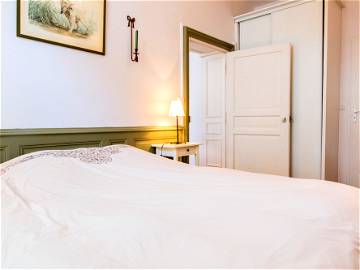 Roomlala | Le Pasteur - Alquiler De Apartamento Amueblado - Posibilidad De Larga Estancia