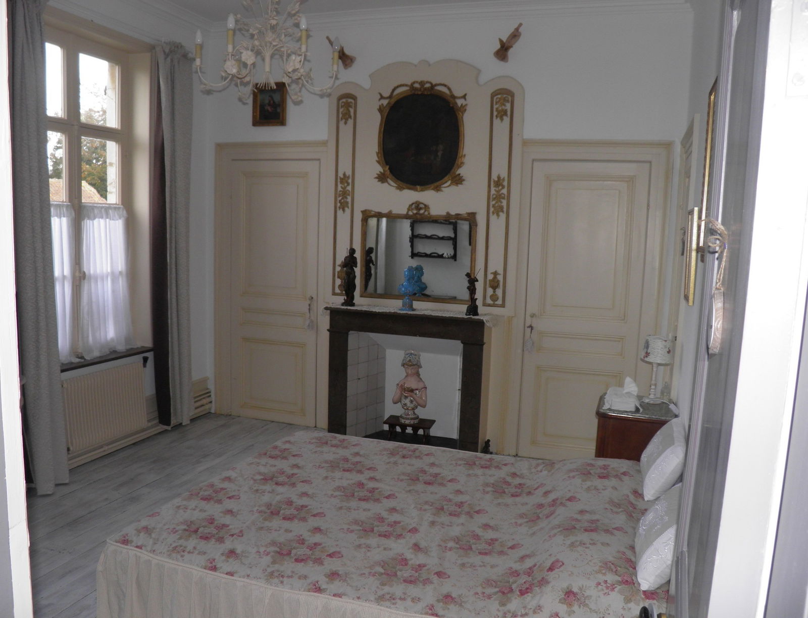 Gästezimmer Guînes 92326