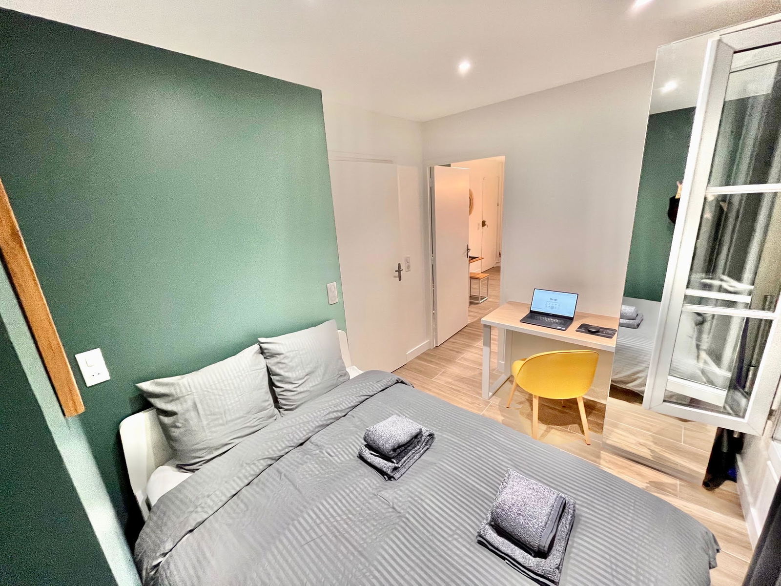 Onafhankelijke Studio Clichy 470292