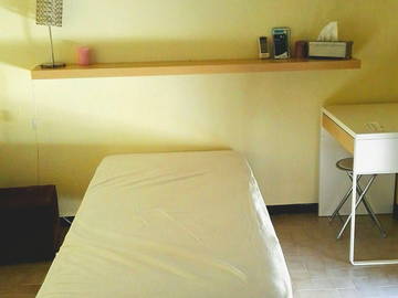 Roomlala | Lej værelse pr. måned