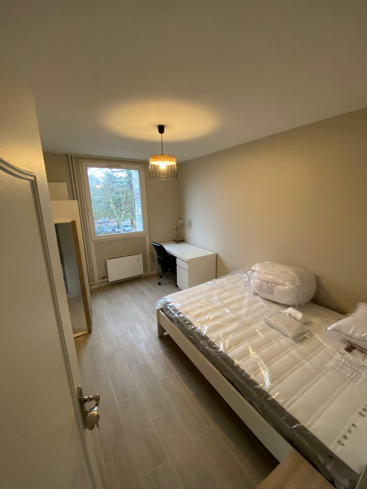 Uafhængigt Studie Cergy 244729