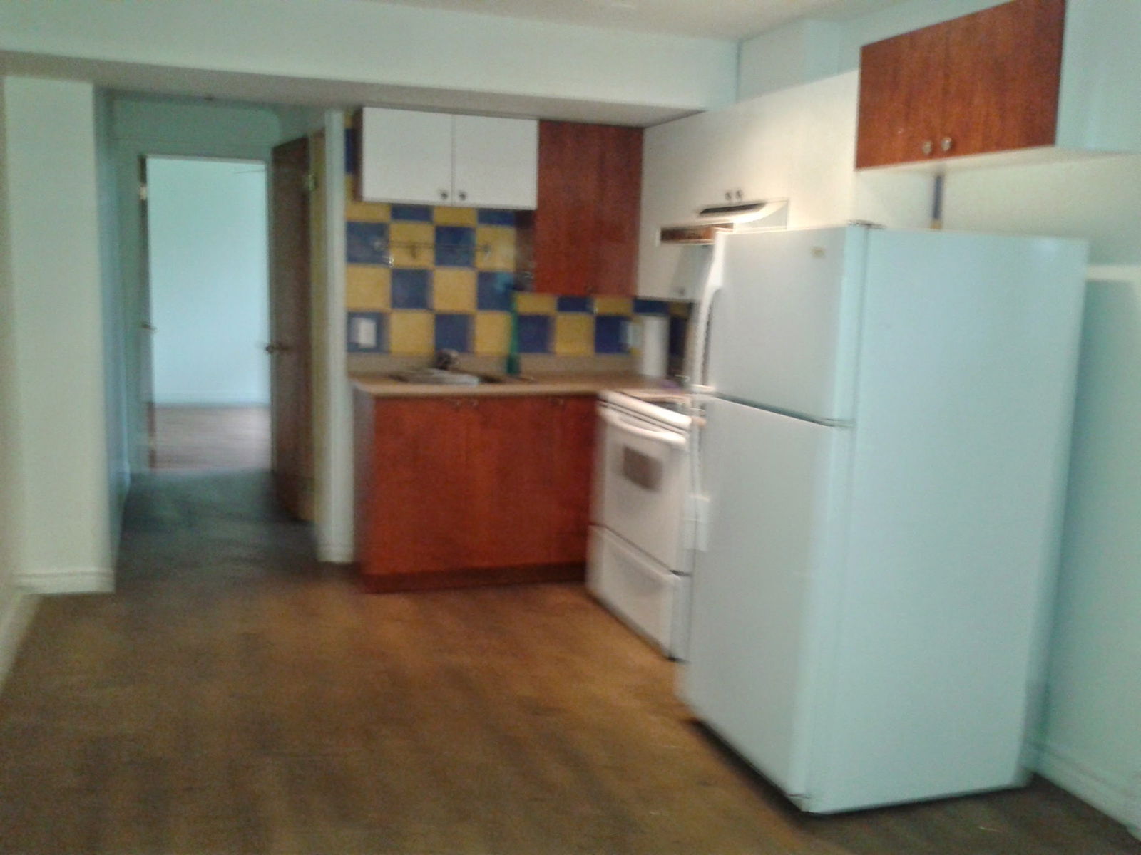 Gastgezin Laval 107324