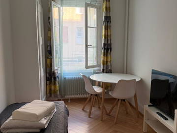 Shared housing for rent in Lausanne - photo 6 : Bedroom-6