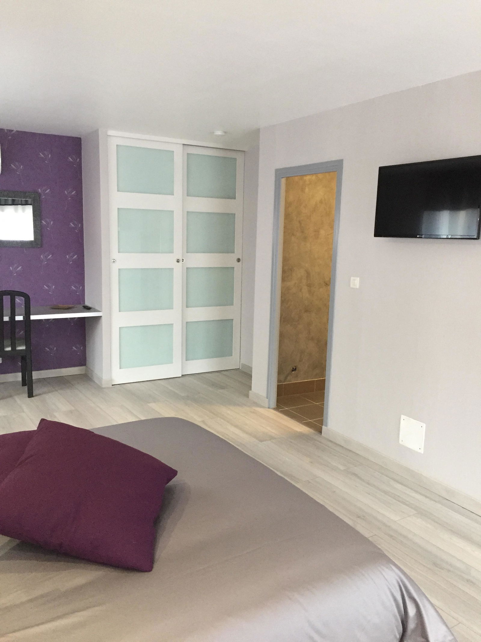 Gästezimmer La Roche-Morey 160473