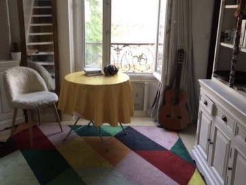 Roomlala | Lindo estúdio para alugar em ótima área perto do Canal St Martin