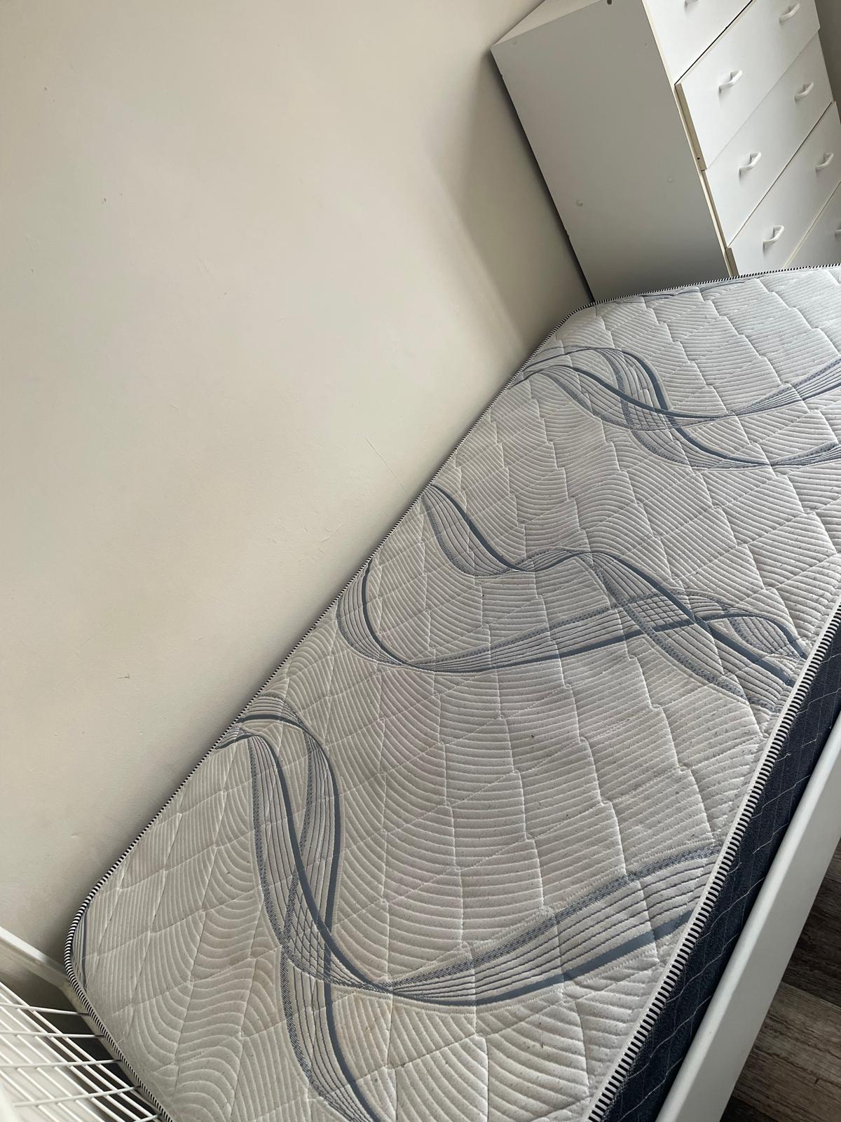 Colocação Montréal 252701