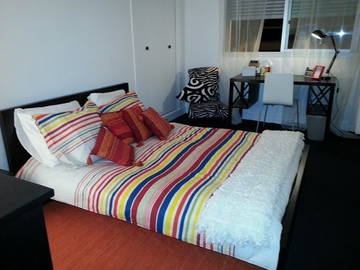 Roomlala | Lindo quarto + banheiro privativo