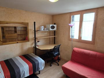 Roomlala | Lindo quarto com vista para o jardim, 12m2, em casa particular