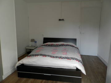 Roomlala | Lindo quarto com vista para o jardim para alugar 