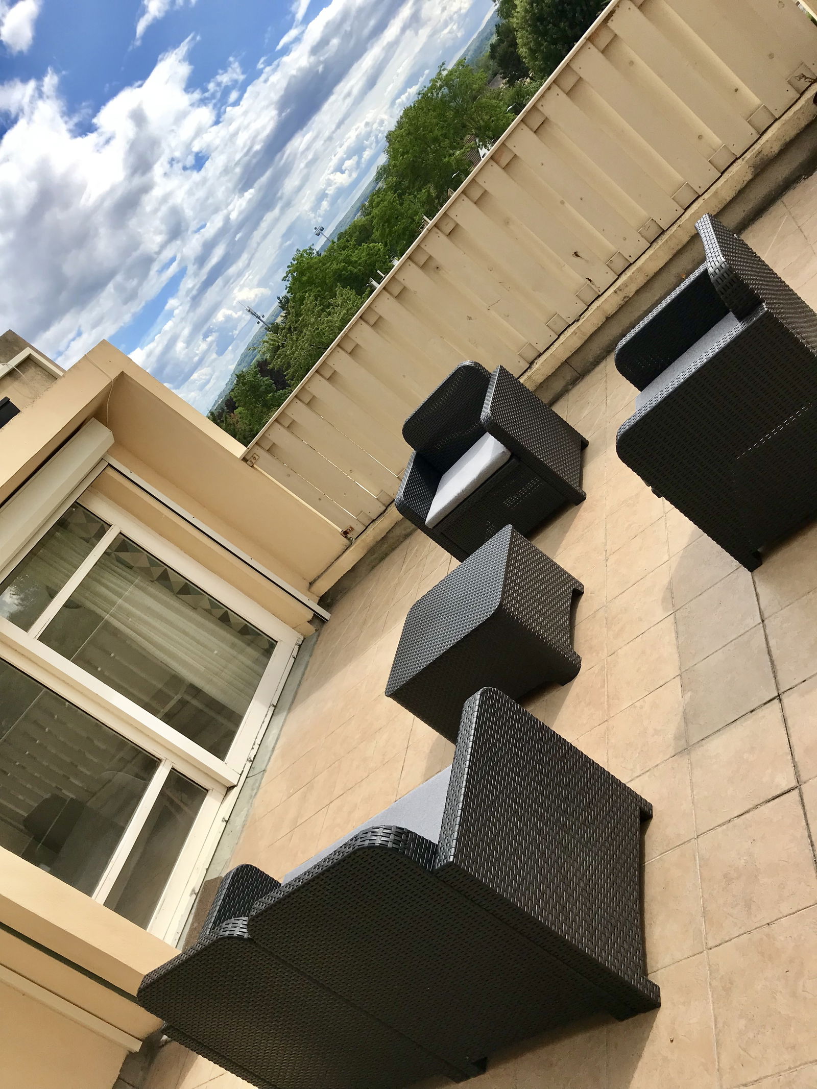 Colocação Cergy 407233