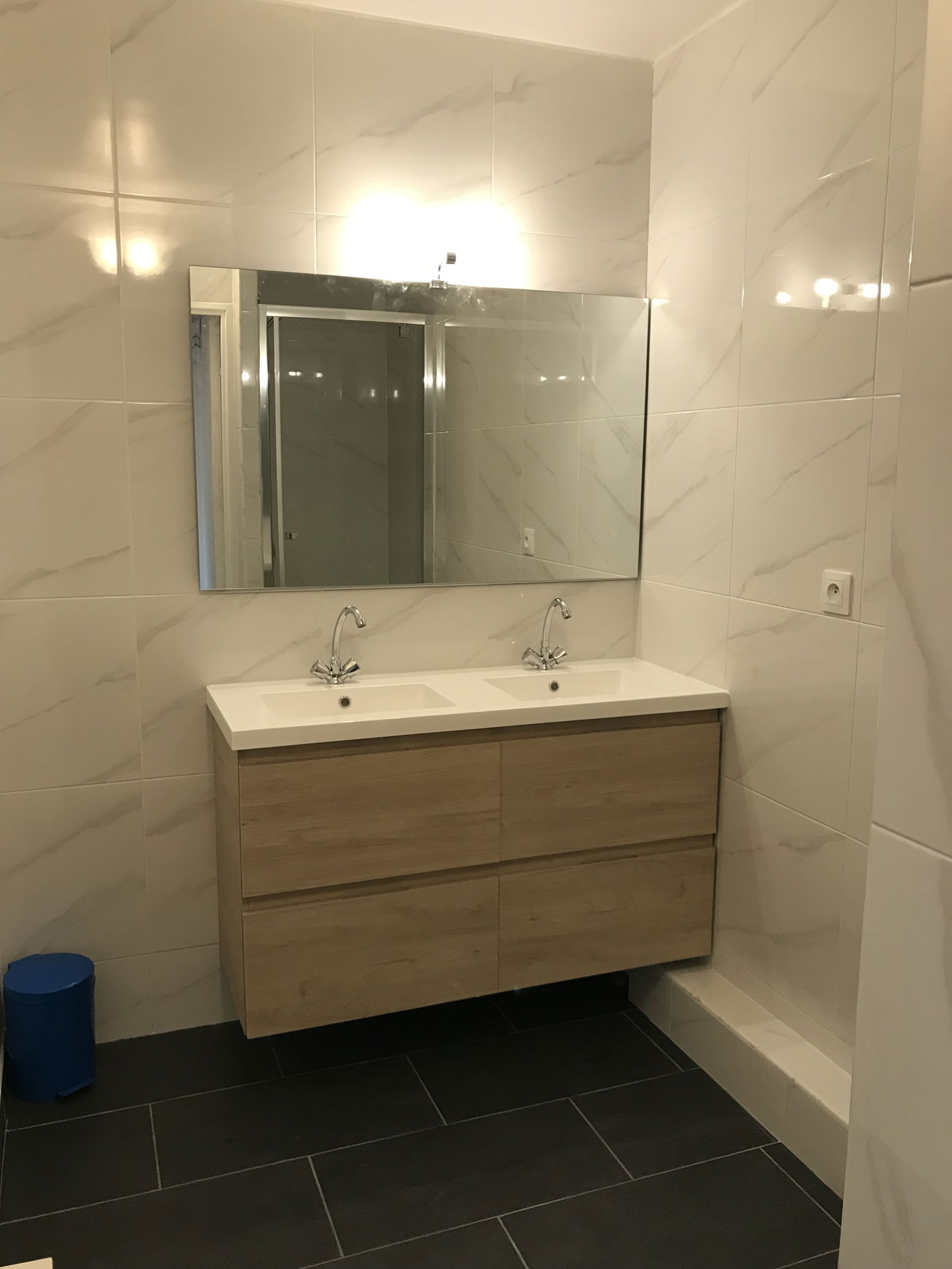 Colocação Cergy 407233