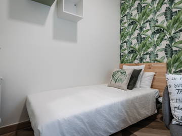 Roomlala | Lindo Quarto Em Eixample! RH10A-R4