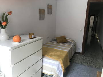 Roomlala | Lindo quarto externo com acesso à varanda