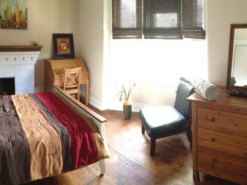 Roomlala | Lindo quarto grande disponível agora