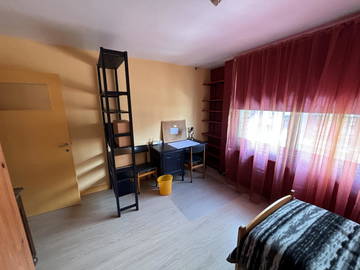Roomlala | Lindo quarto grande e luminoso