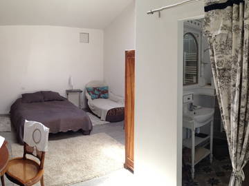 Roomlala | Lindo quarto independente para alugar