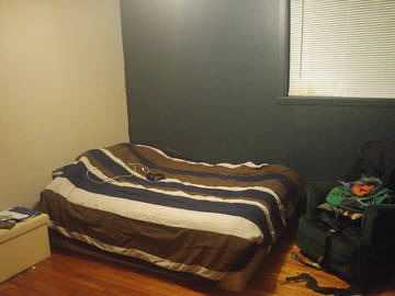 Roomlala | Lindo quarto para alugar em abril! 