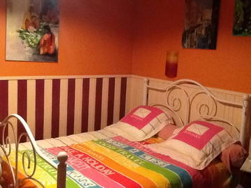 Roomlala | Lindo quarto para alugar na casa de um residente