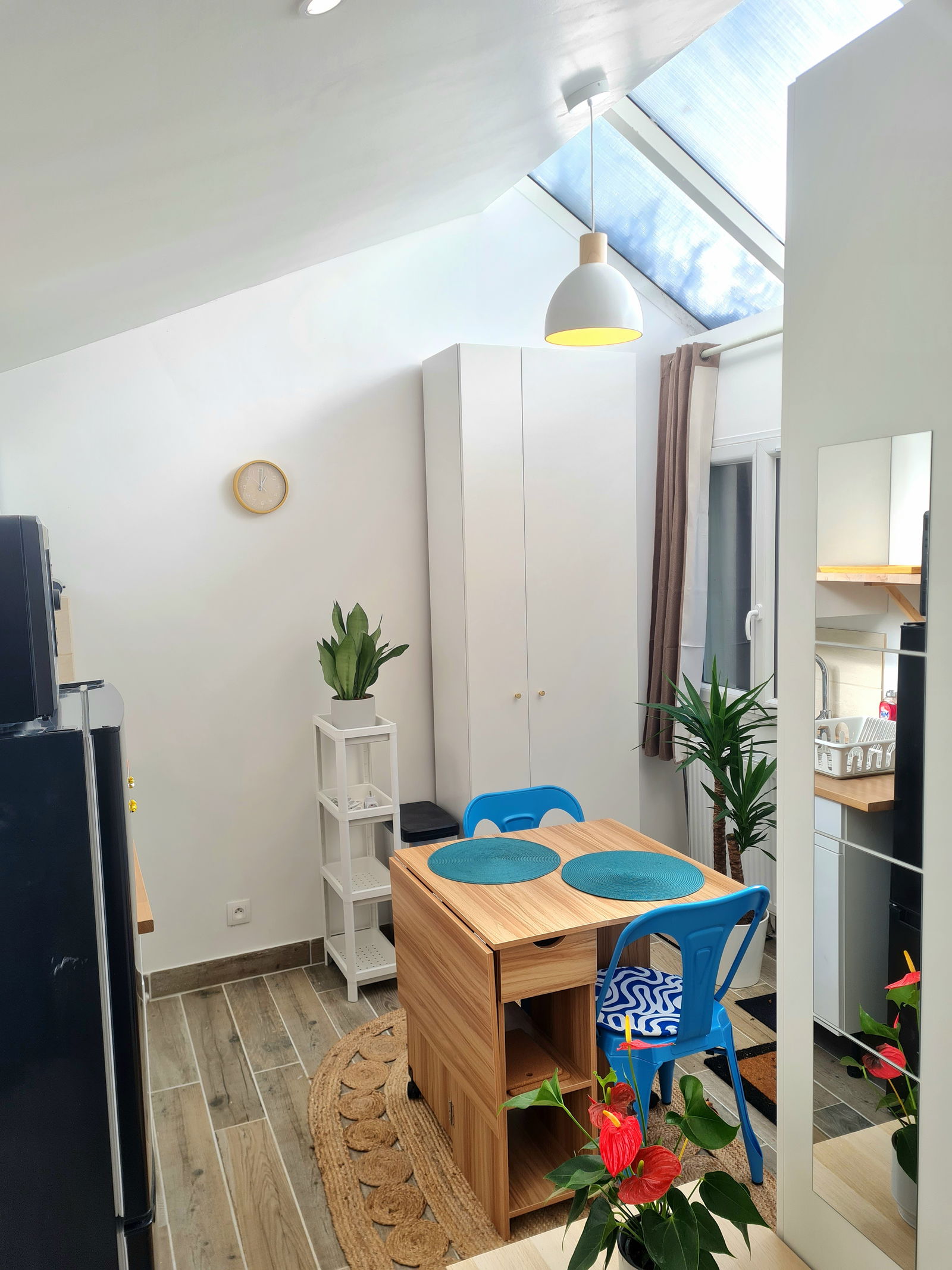 Oberoende Studio Seugy 450921