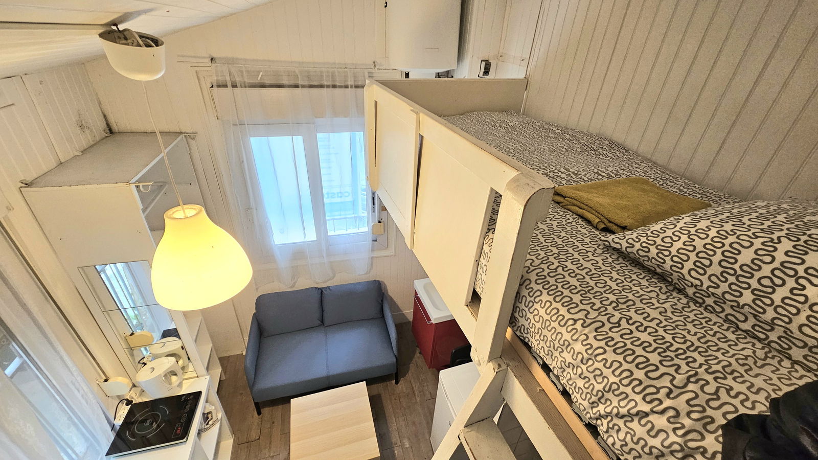 Oberoende Studio Paris 413018
