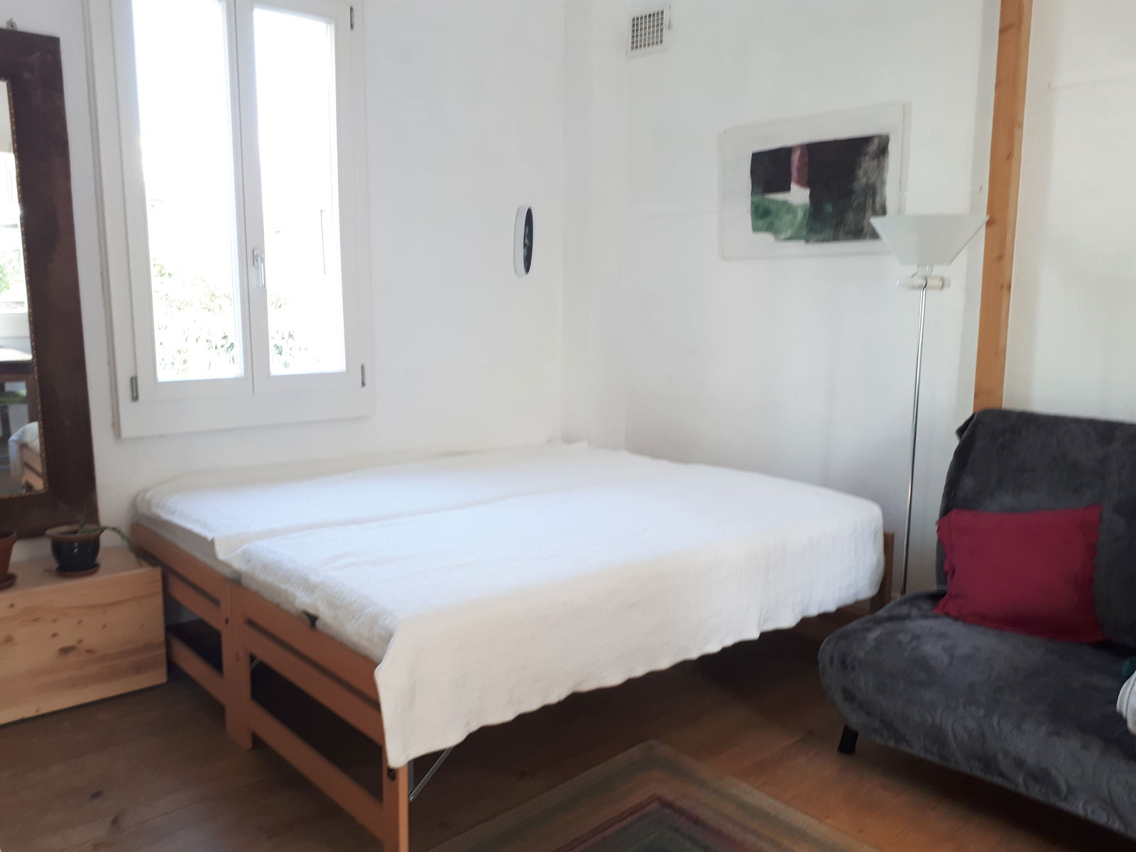 Oberoende Studio Monthey 484880