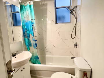 Chambre chez l'habitant à louer à Montréal - photo 10 : autre pièce-10