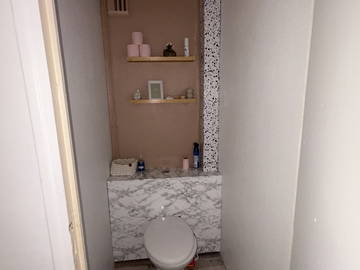 Habitación en casa del anfitrión en alquiler en La Chapelle-Saint-Luc - foto 3: otra estancia-3