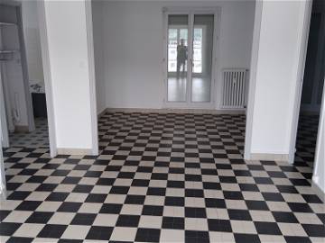Roomlala | Localização apartamento tipo 4