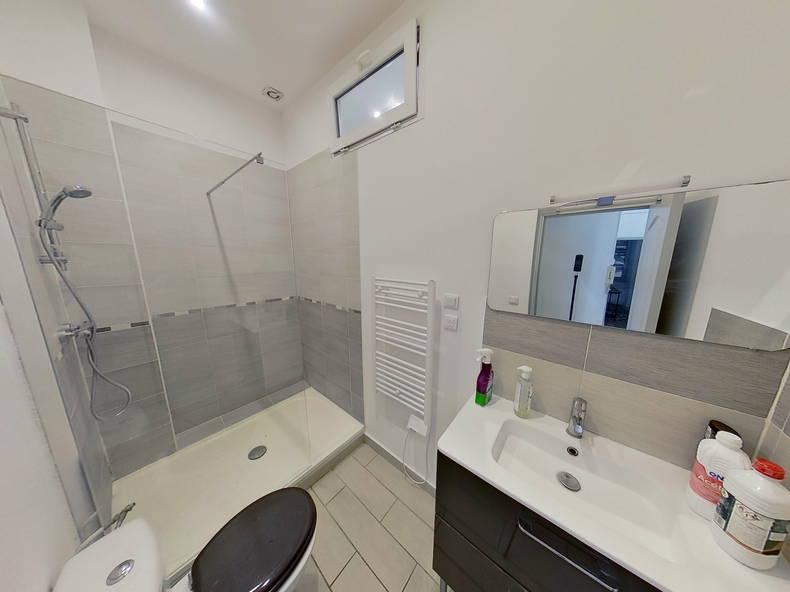 Logement Entier Toulon 258439-4