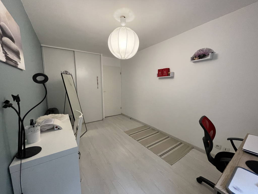 Homestay Magnanville 667193-1