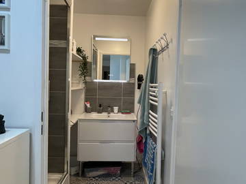 Homestay for rent in Magnanville - photo 3 : Bathroom-3