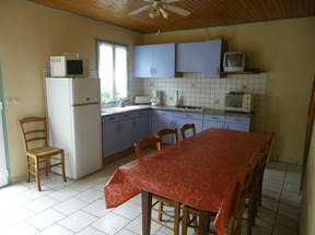 8-person chalet rental in Parentis