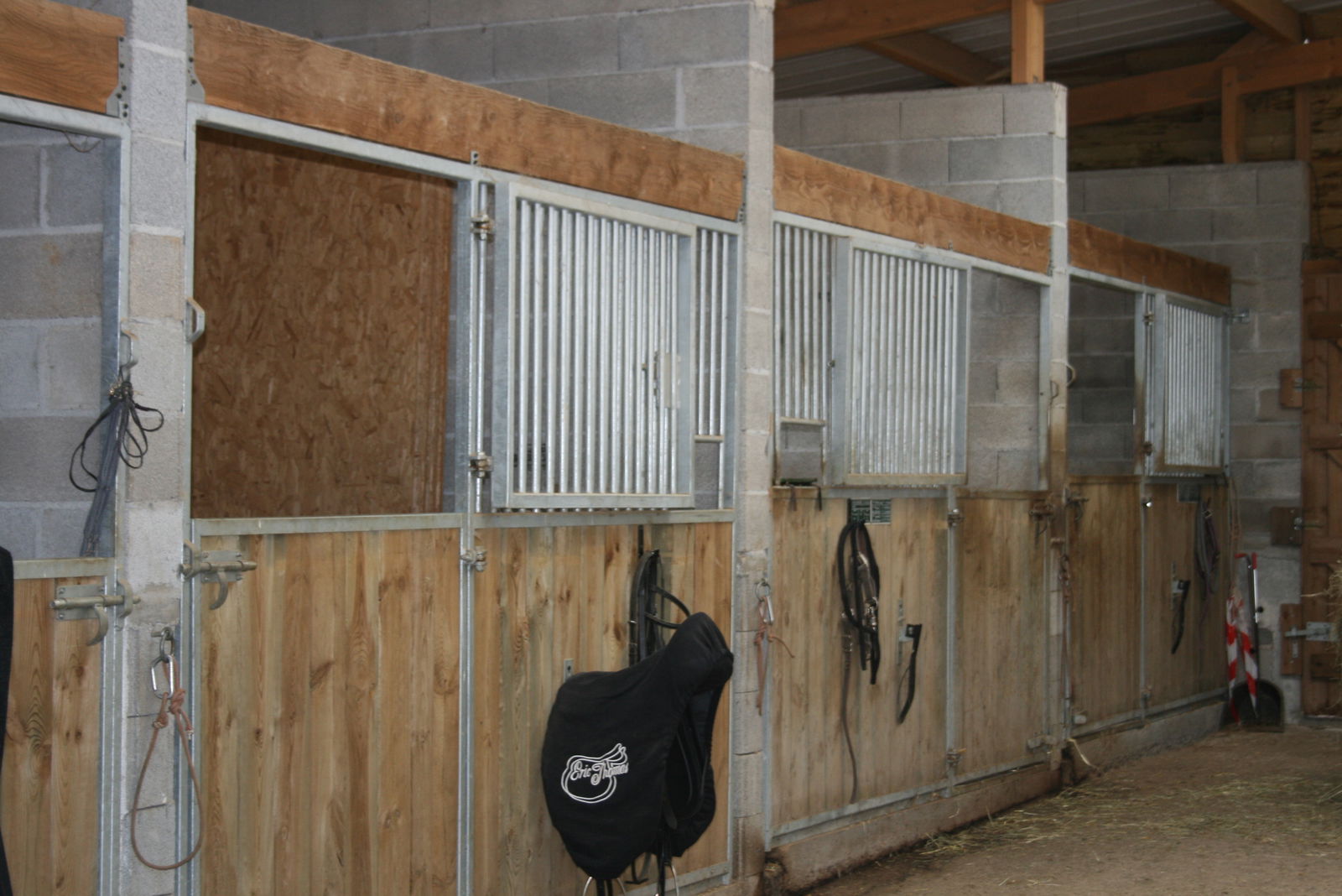 Onofhängeg Studio Lubersac 71811