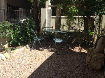 Entire Home Colombiers 75107-2