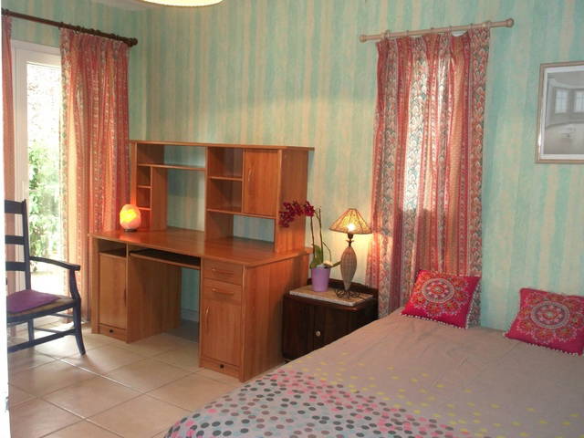 Homestay Narbonne 52408