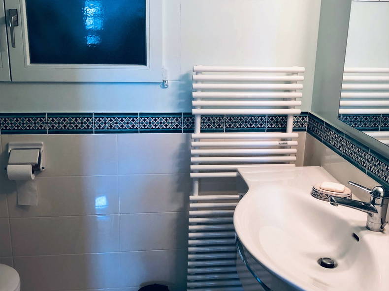 Quedarse En Casa Plan-les-Ouates 230530-4