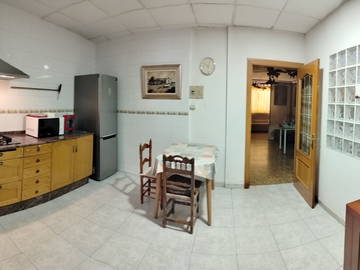 Chambre chez l'habitant à louer à Paterna - photo 10 : autre pièce-10