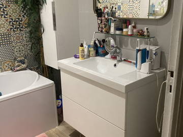 Chambre chez l'habitant à louer à Le Cannet - photo 8 : salle de bain-8